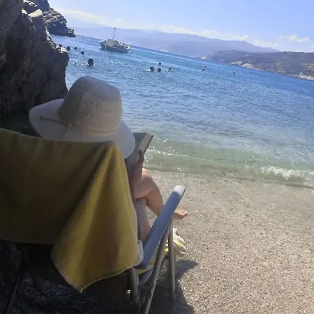2 Bed Stone 10m Drive To Beautiful Beaches * Stíra